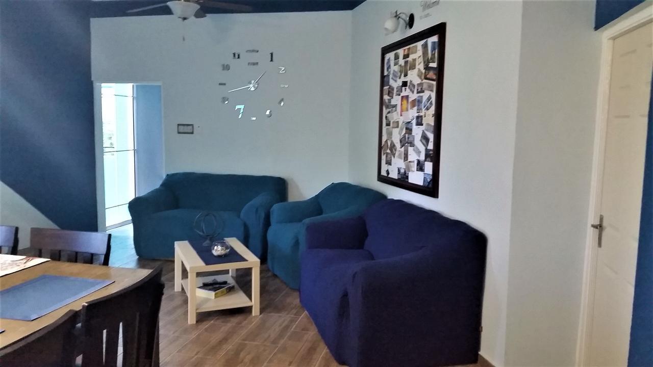 Bailey'S Bed And Breakfast Runaway Bay Bagian luar foto