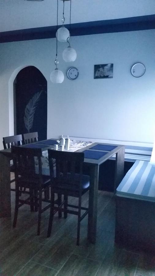 Bailey'S Bed And Breakfast Runaway Bay Bagian luar foto